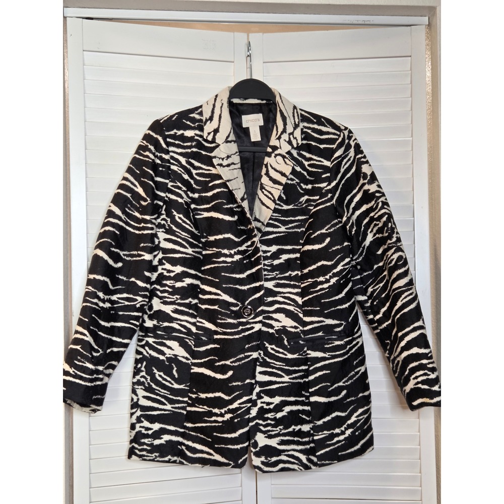 Chico's Zebra Print Blazer Jacket Size 1 Black White Animal Print Single Button